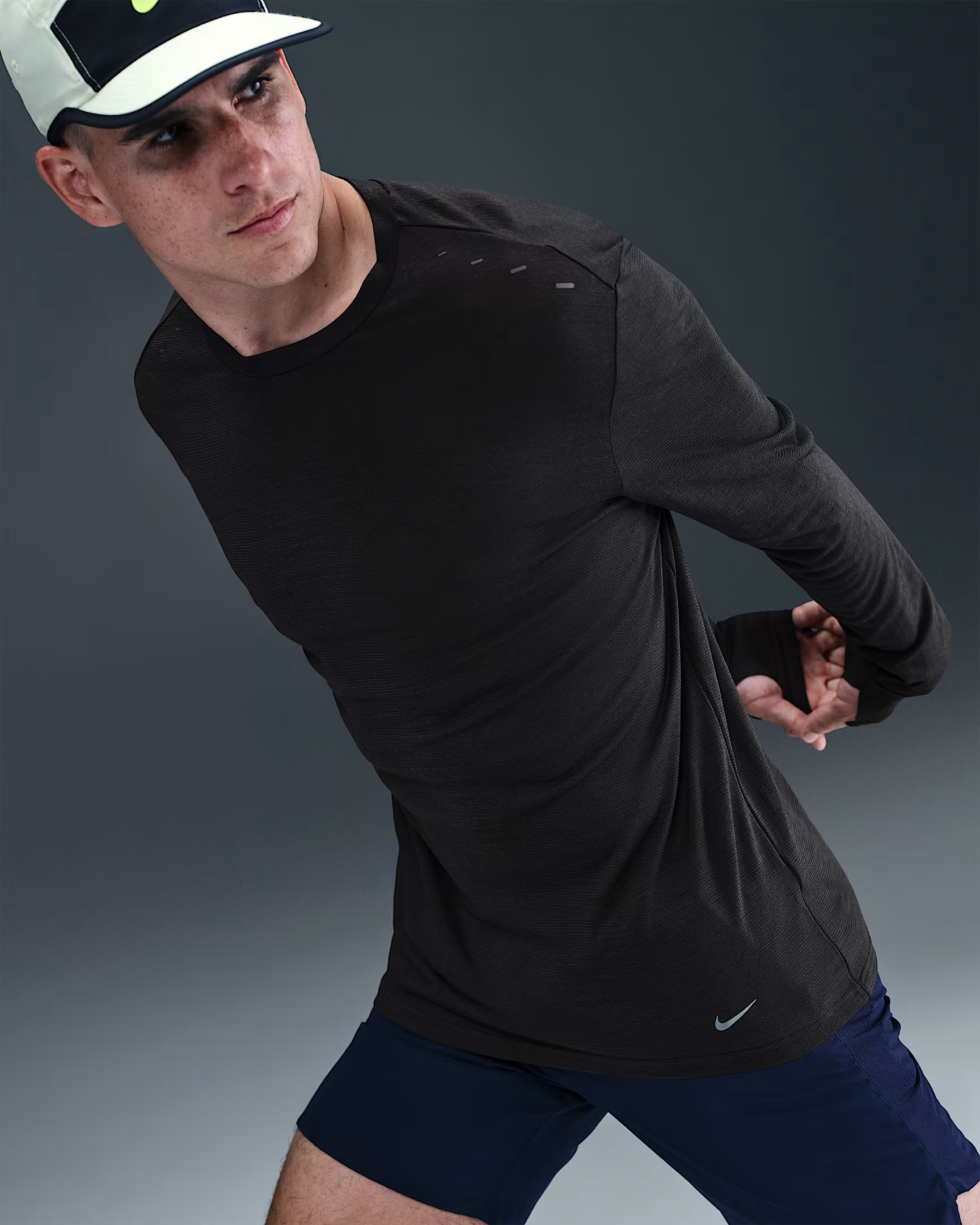МУЖСКОЙ ЛОНГСЛИВ NIKE DFADV RUN WOOL LS (HV2718-010)
