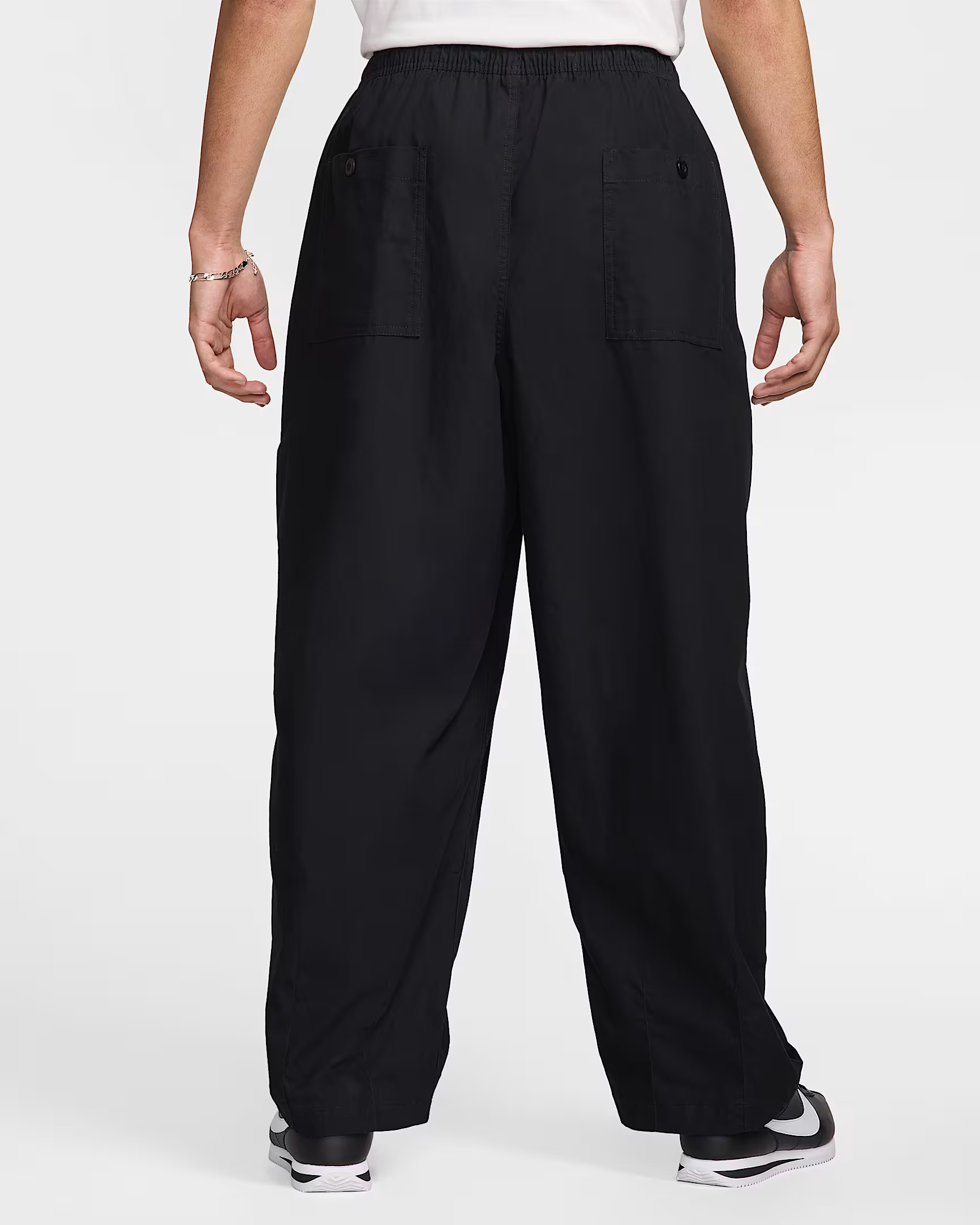 ЧОЛОВІЧІ ШТАНИ NIKE CLUB BALLOON PANT (HJ1973-010)