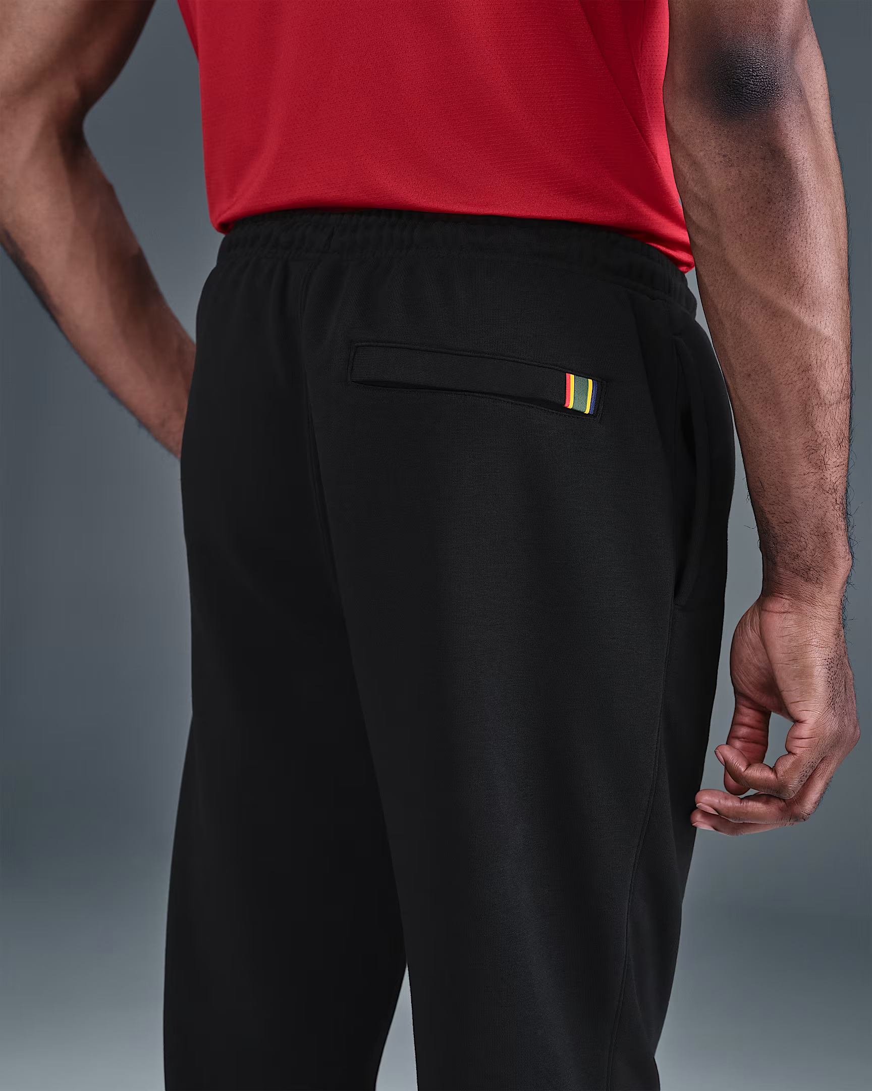 ЧОЛОВІЧІ ШТАНИ NIKE COURT NKCT DF HRTGE FLC PNT JGGR (HM6766-010)