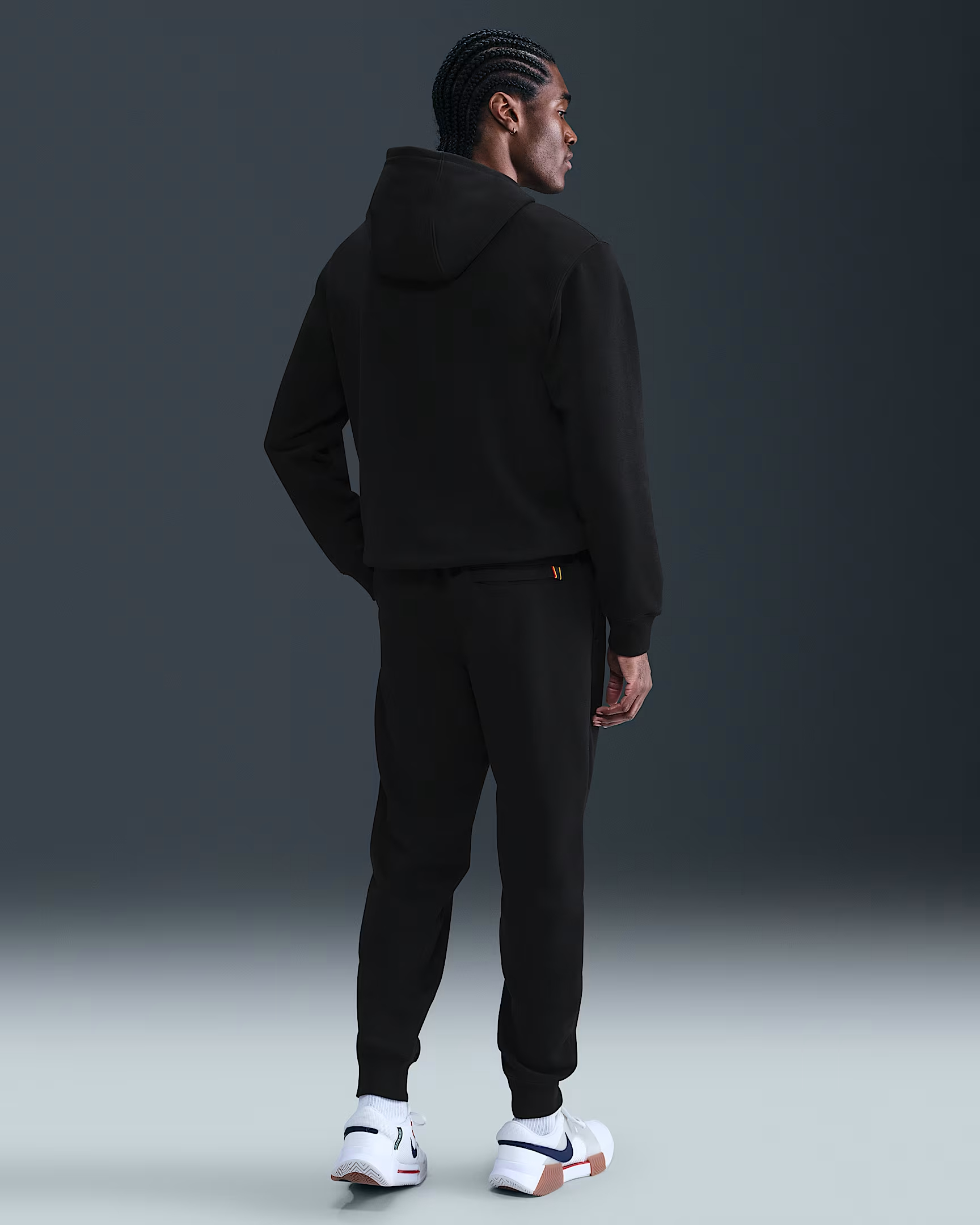 МУЖСКИЕ ШТАНЫ NIKE COURT NKCT DF HRTGE FLC PNT JGGR (HM6766-010)