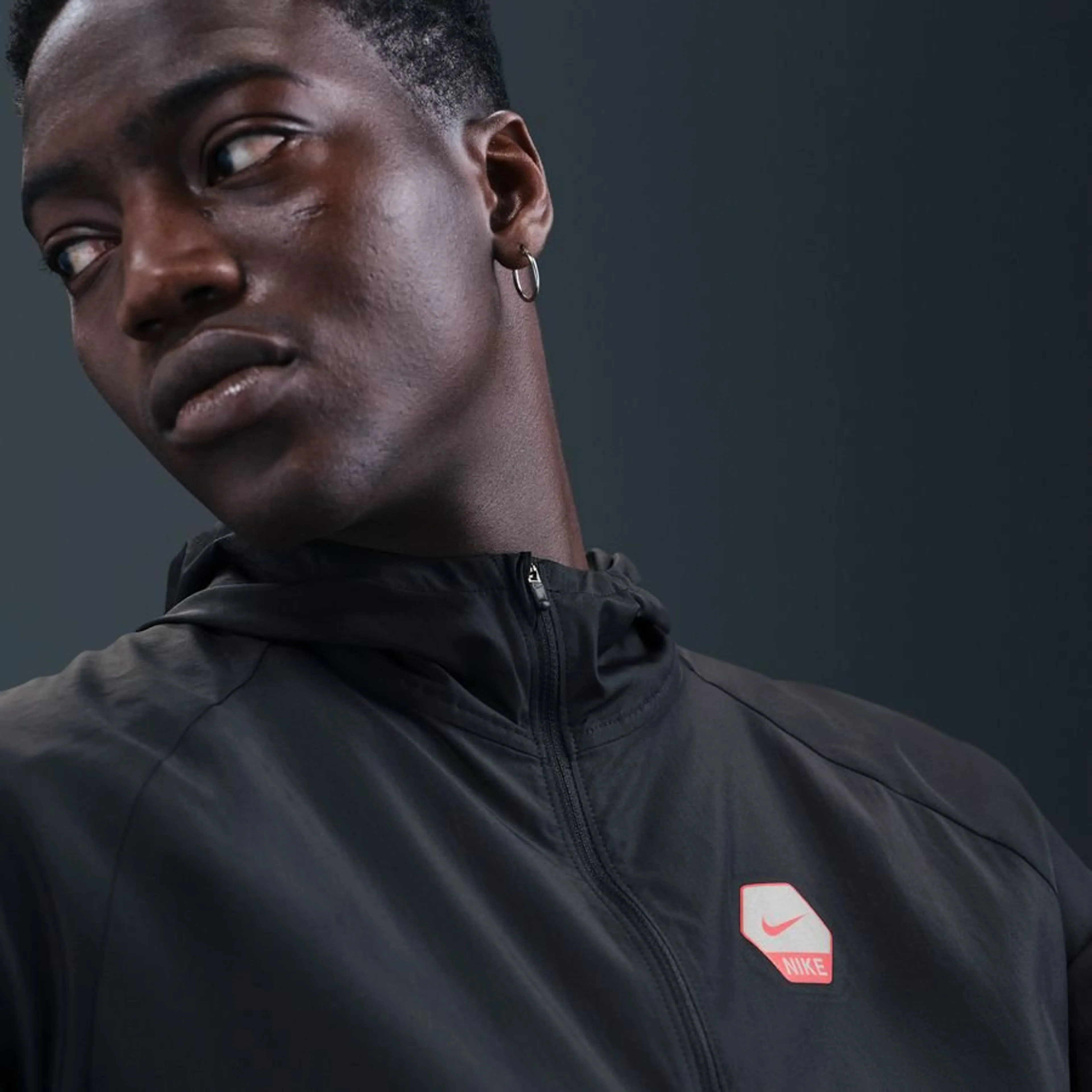 МУЖСКАЯ ВЕТРОВКА NIKE NSW CS RUN JKT (IH4289-010)