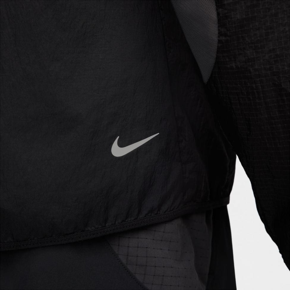 МУЖСКАЯ ВЕТРОВКА NIKE TRAIL AIREEZ JKT (FN4002-010)