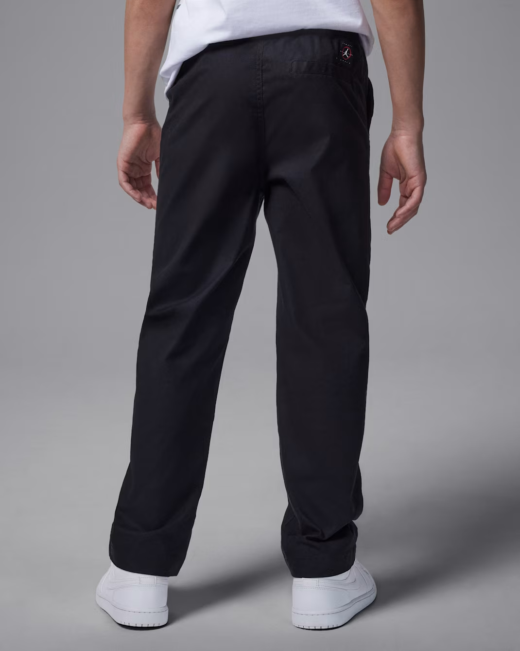 JORDAN JDB MJ ESS WOVEN PANT (95D612-023)
