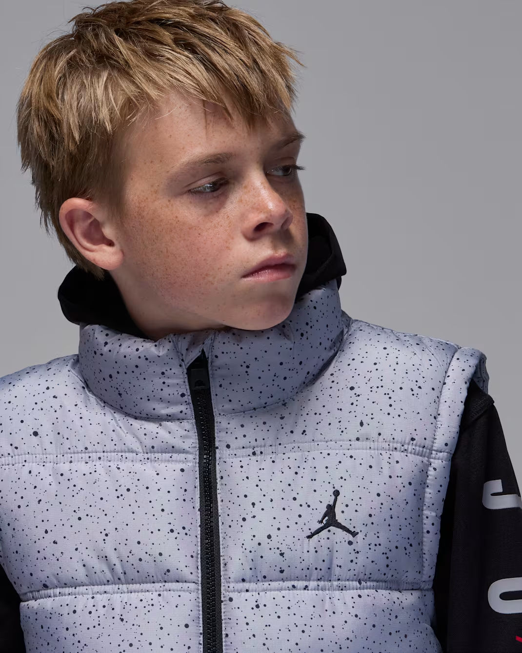 JORDAN JDB 2 FER JKT TEEN'S HOODED SLEEVED VEST (95D191-GHJ)