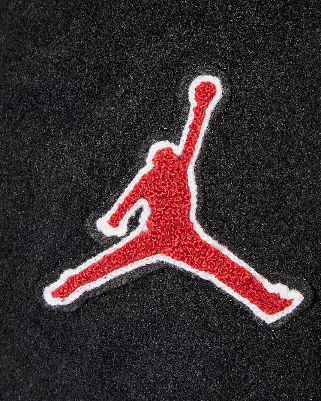 ПІДЛІТКОВИЙ БОМБЕР JORDAN JDN VARSITY (95D197-023)