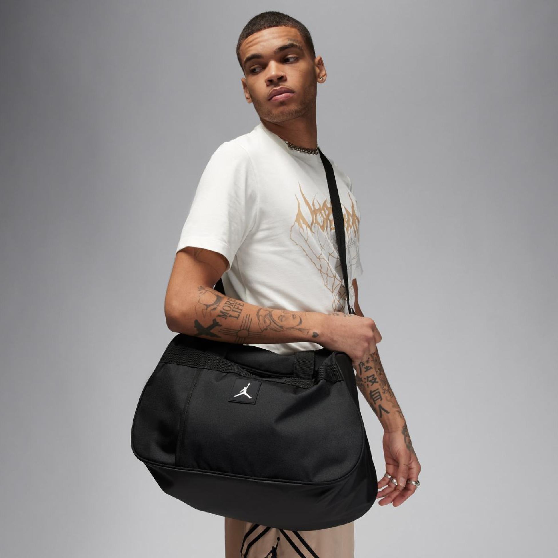 СПОРТИВНАЯ СУМКА УНИСЕКС JORDAN ESSENTIALS DUFFLE (MA0874-023)