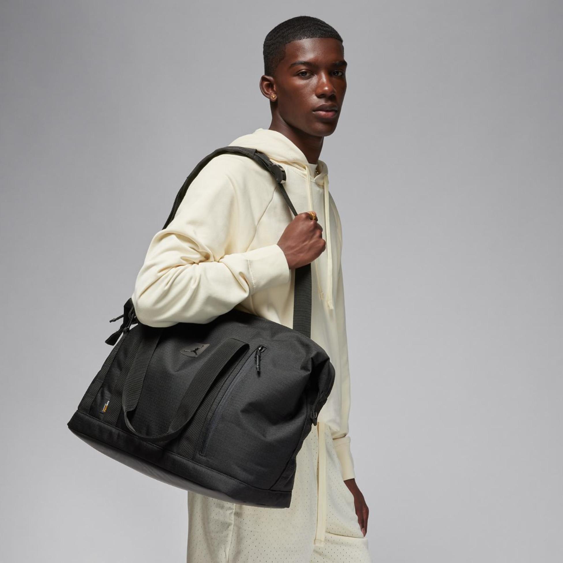 СУМКА УНІСЕКС AIR JORDAN CORDURA FRANCHISE DUFFLE (MA0900-023)