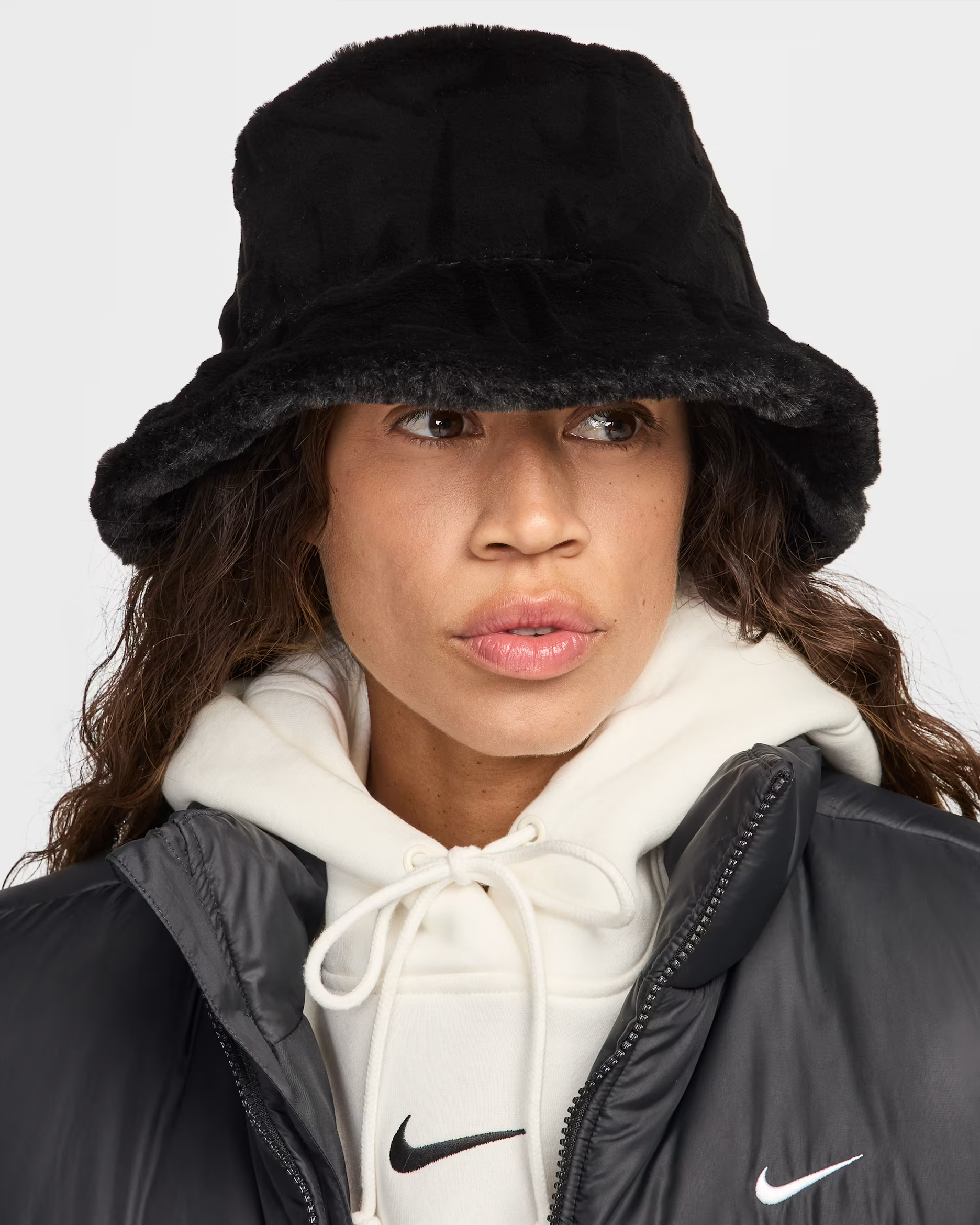 WOMEN'S PANAMA HAT NIKE U NK APEX BUCKET FUR SWSH H24 (HF7194-010)