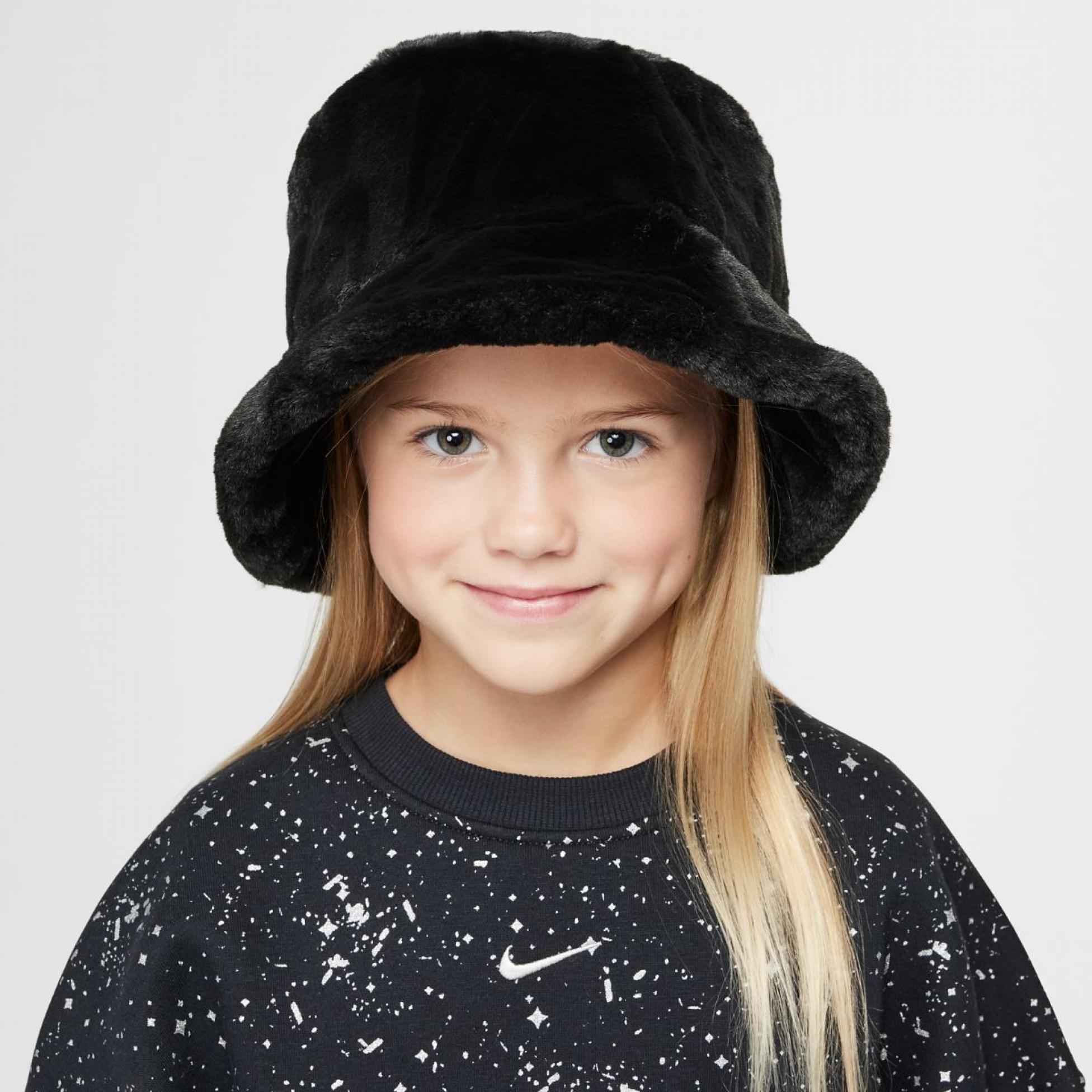 TEEN NIKE K APEX BUCKET FAUX FUR BEAN HAT (FZ3061-010)