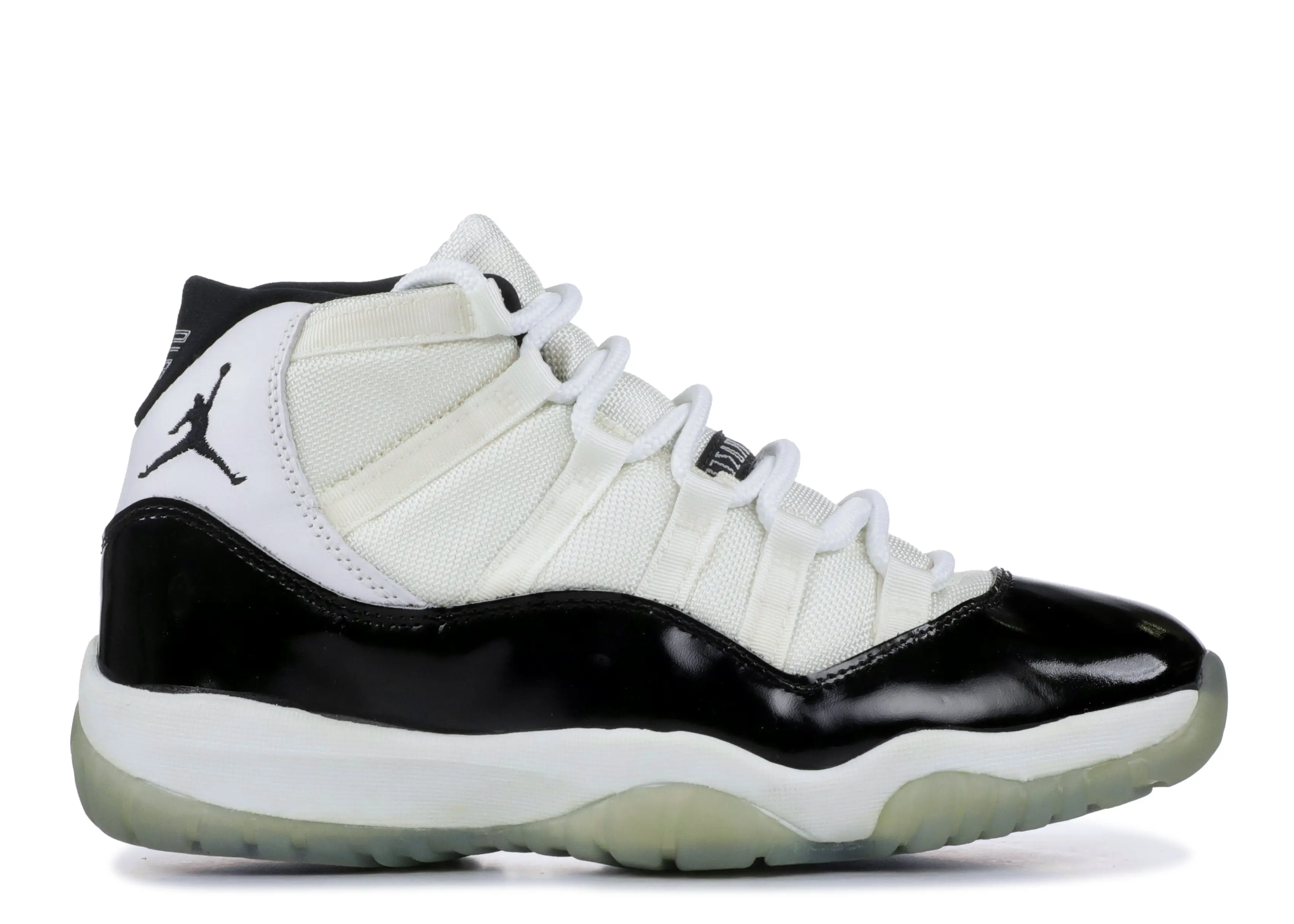 История Air Jordan: Как Майкл Джордан и Nike сотворили культуру кроссовок