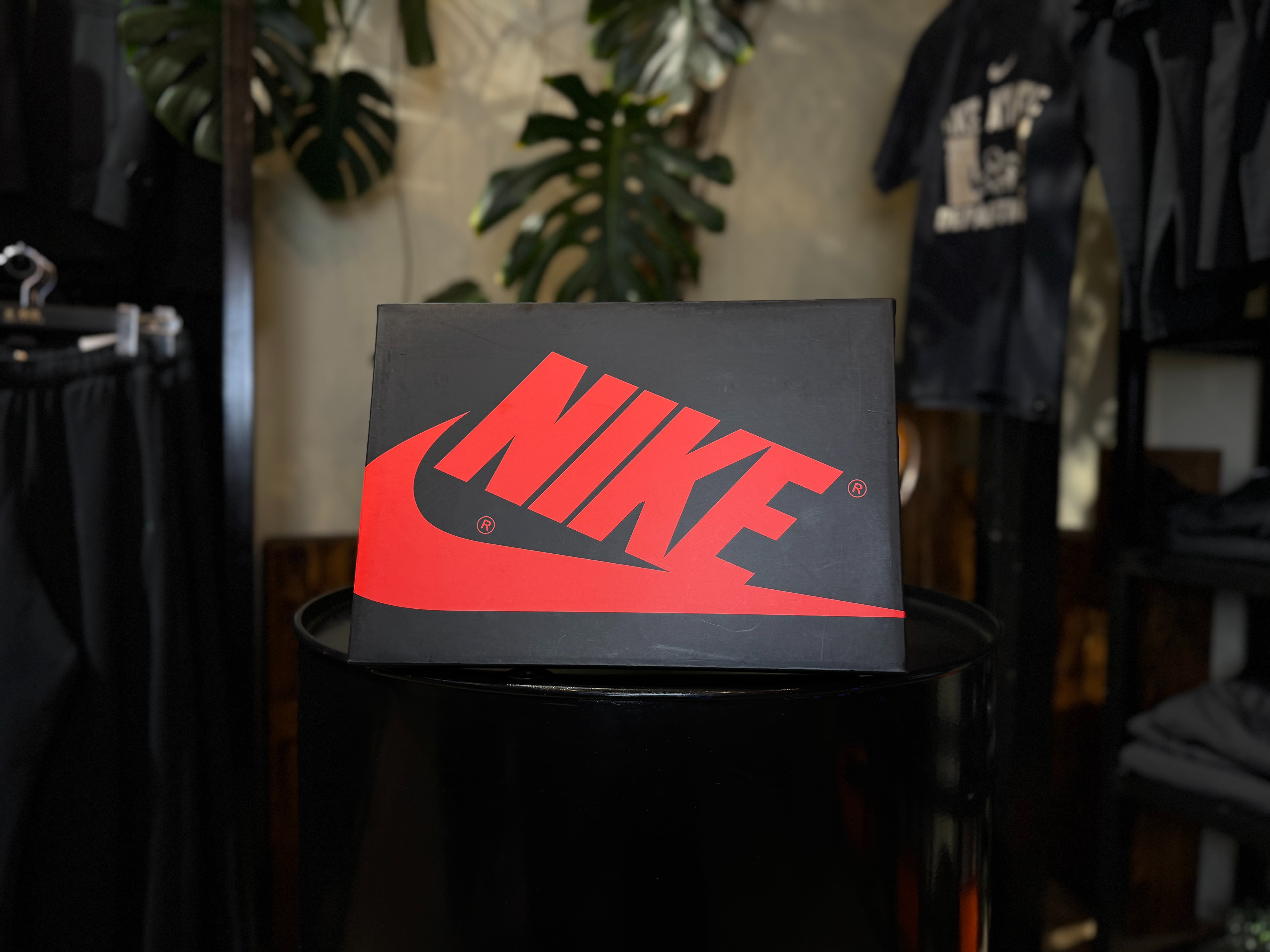 Как отличить оригинальные Nike и Jordan от подделки